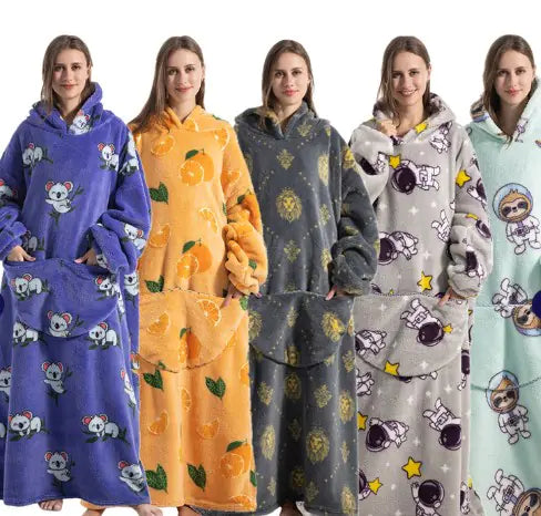 Deluxe Hooded Blanket for Outdoor Comfort