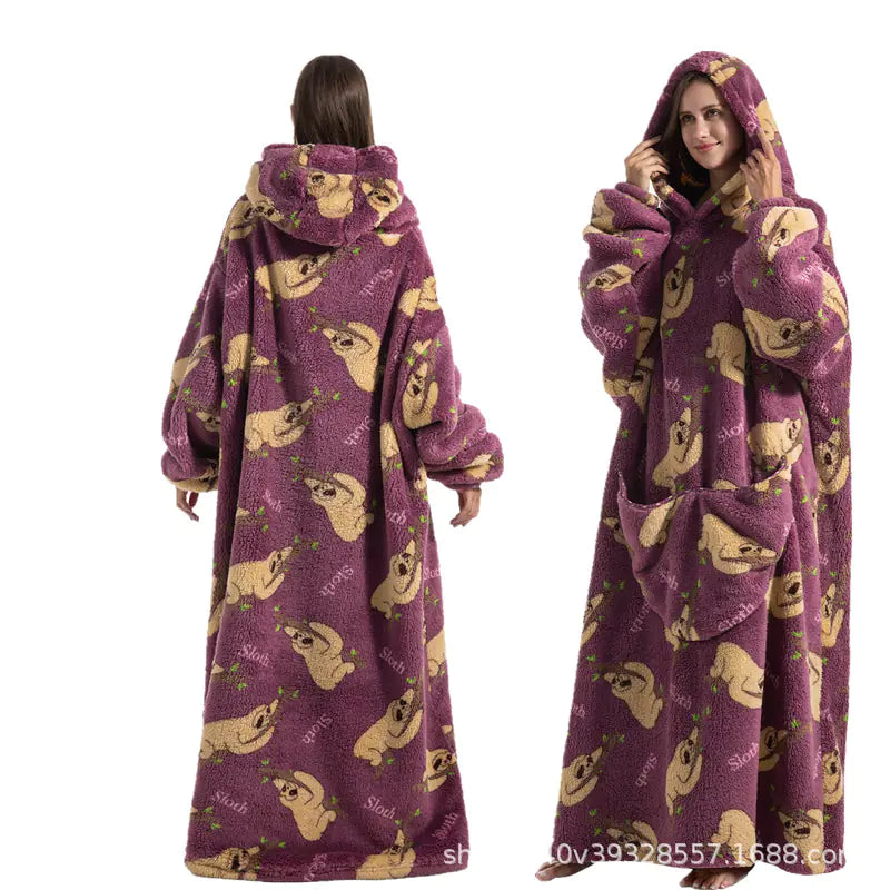 Deluxe Hooded Blanket for Outdoor Comfort