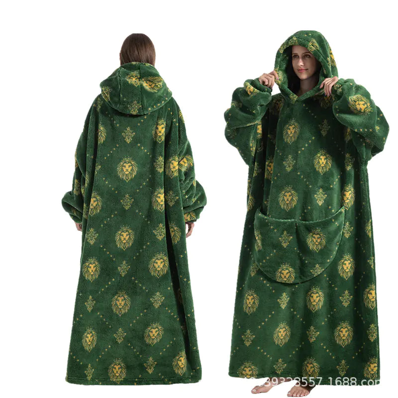 Deluxe Hooded Blanket for Outdoor Comfort