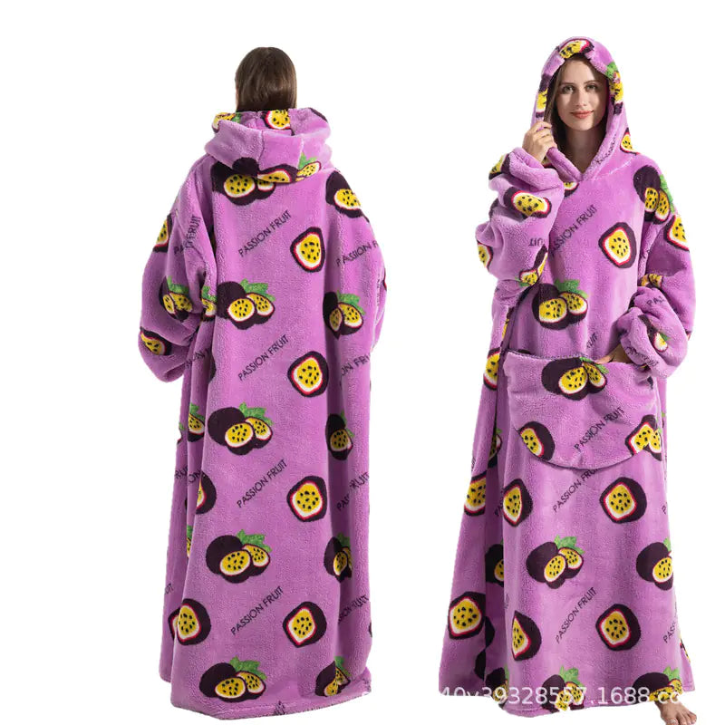 Deluxe Hooded Blanket for Outdoor Comfort